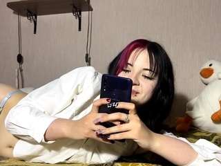 elenebellas webcam model stream image