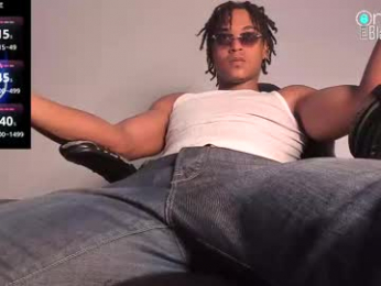 blackpantherx_ webcam model stream image
