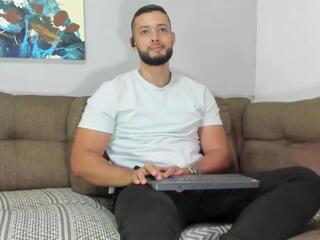 Calix Snake webcam flirt4free model stream image