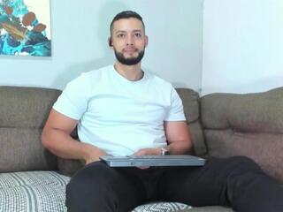 Calix Snake webcam model stream image