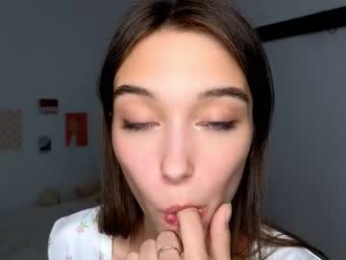 smoothnesss webcam model stream image