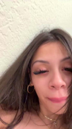 alesaexx webcam cam4 model stream image
