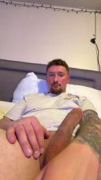 Tomishim webcam model stream image