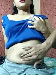 Aditi1996 webcam model stream image