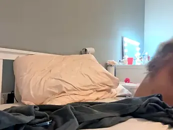 Laceyvipx webcam model stream image
