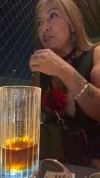 charlotte_milf3 webcam model stream image