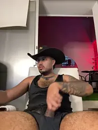 PapiStan webcam model stream image