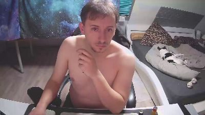 KHcamboy23 webcam model stream image