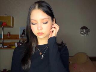 Emma Errett webcam flirt4free model stream image