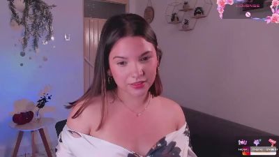 Miaaa_castillo webcam model stream image