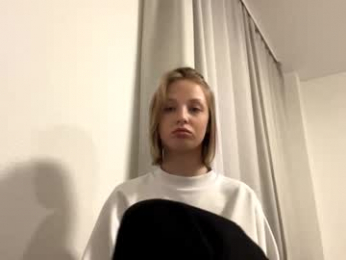 sarinaweatherington webcam model stream image