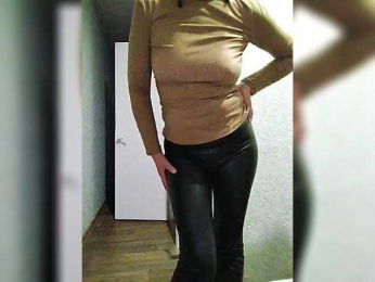 Bellychi webcam model stream image