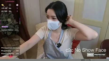 nayomi_34f webcam stripchat model stream image