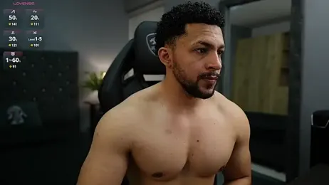 LoganMartinX webcam model stream image