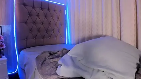 Maddyluxe webcam stripchat model stream image