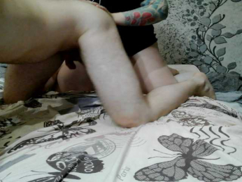 zika99 webcam model stream image