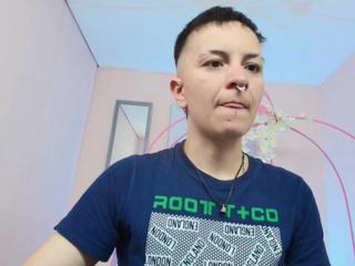 Hanna Plu webcam model stream image