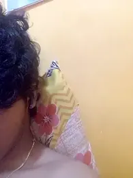 CosmicEmuu webcam model stream image