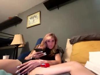 bray19509 webcam model stream image