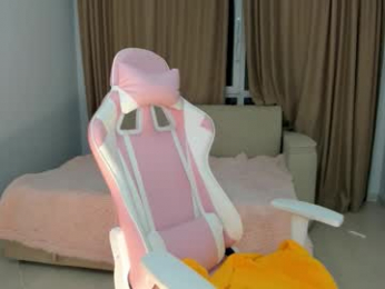 ji_yon_1 webcam model stream image