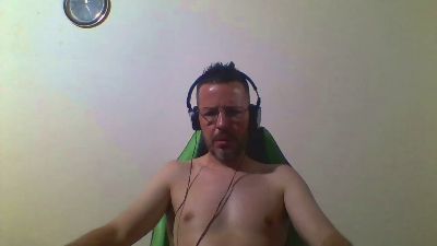 skinni_hot webcam model stream image