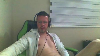 skinni_hot webcam model stream image