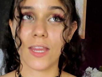 VioletPaket webcam model stream image