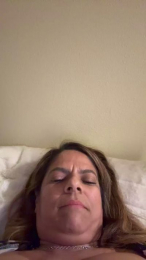 HotBabeKissMe webcam model stream image