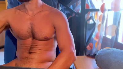 musclestudz webcam model stream image