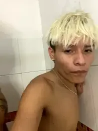 MaxyRyan webcam stripchat model stream image