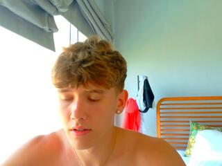 Matthew Bieber webcam model stream image