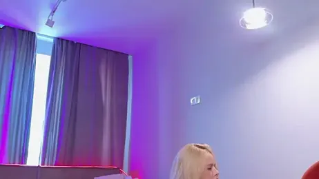 StarrShinee webcam model stream image