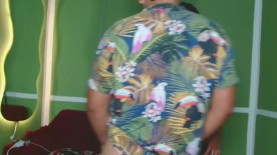 hankhand webcam model stream image