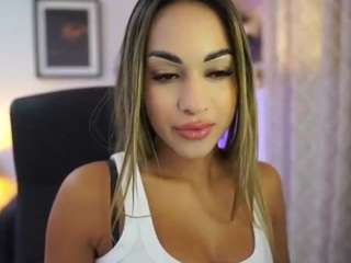 lanii4uxxx webcam model stream image