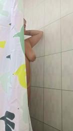 Clariskura webcam model stream image