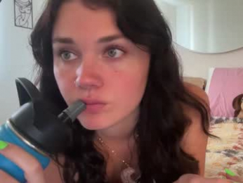 queencassidyy webcam model stream image