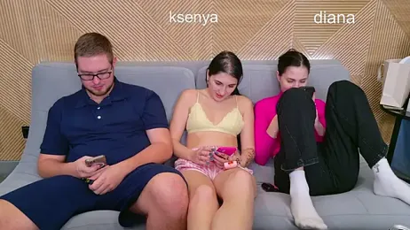 Ksenny webcam stripchat model stream image