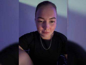 dreamgirl03 webcam model stream image