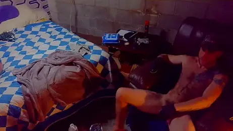 Luv2SuckBWC92 webcam model stream image