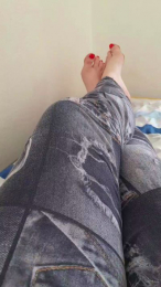 Clarafeet00 webcam model stream image