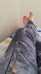 Clarafeet00 webcam cam4 model stream image