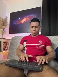 aaroncolombia webcam model stream image