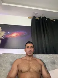 aaroncolombia webcam stripchat model stream image