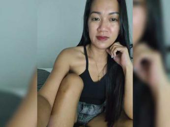 Kiana11 webcam bongacams model stream image