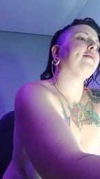 Divine_Pouvoir webcam cam4 model stream image