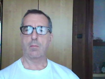valiant70 webcam model stream image