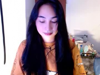 sweetlilly_18 webcam model stream image