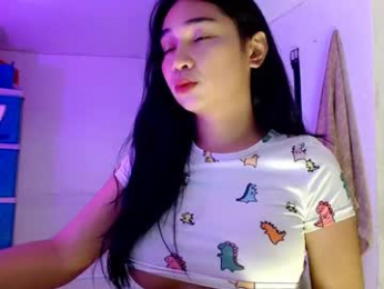 sweetlilly_18 webcam model stream image