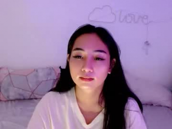 sweetlilly_18 webcam model stream image