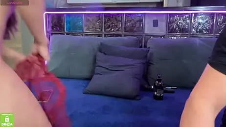 Love-me-miss webcam model stream image